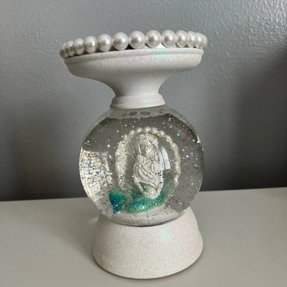 Bath and Bodyworks Elegant White and Green Mermaid Snow Globe Candle Holder